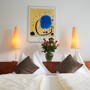 Standard Zimmer mit zwei Einzelbetten